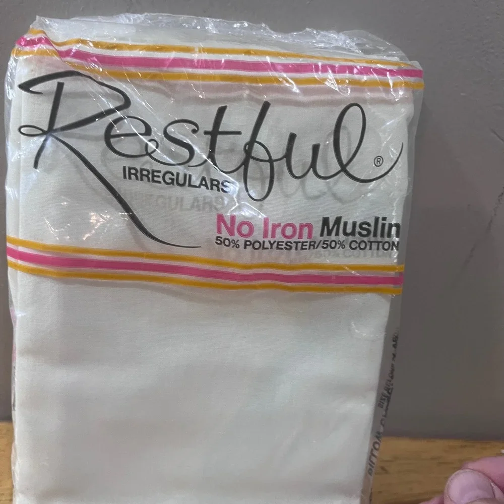 Vtg Restful No Iron Muslin White Bolster Pillowcase Set 2pk 42x46 Irregulars NIP